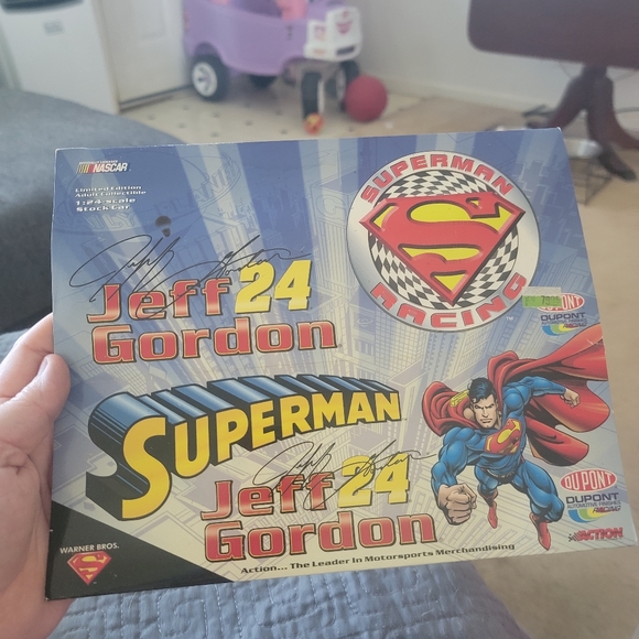 1999 Jeff Gordon Dupont/Superman ChromaLusion diecast bank, in box - Picture 14 of 16